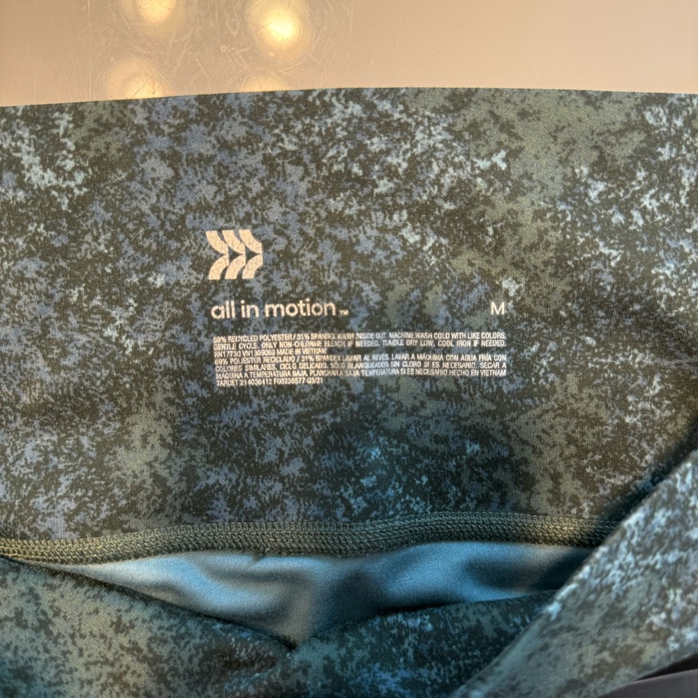 All In Motion Printed Leggings - Picture 4 of 5